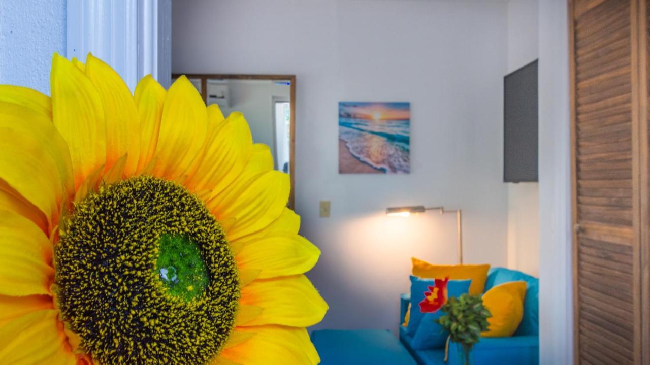 Lemon Cottage - At Orange Hill แนสซอ ภายนอก รูปภาพ